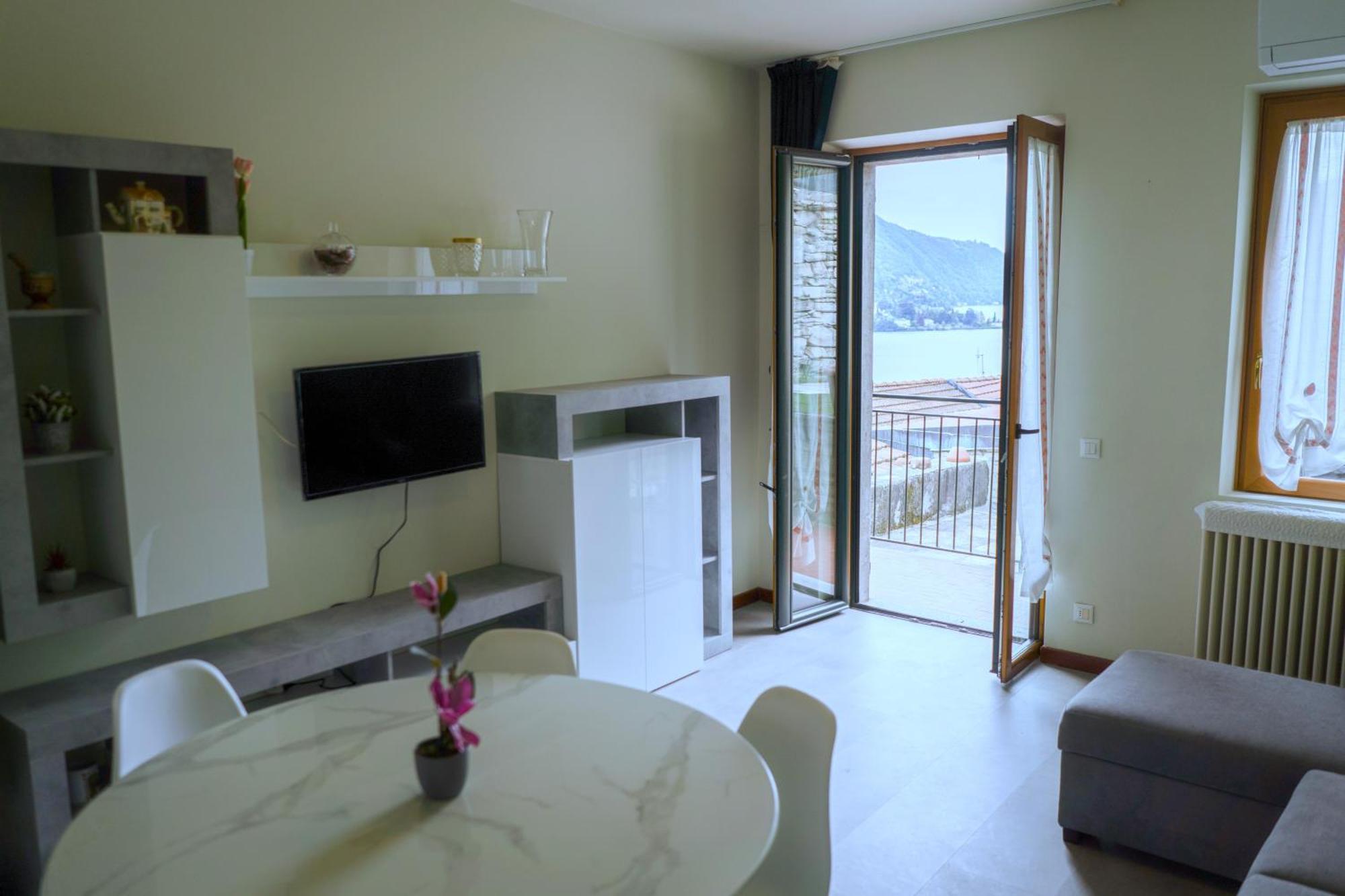 Terrazza Di Luisa Parking Wifi Vista Lago Carate Urio Екстериор снимка